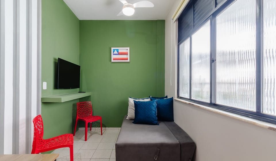 Basic Apartment | Living area | 40-inch TV with digital channels