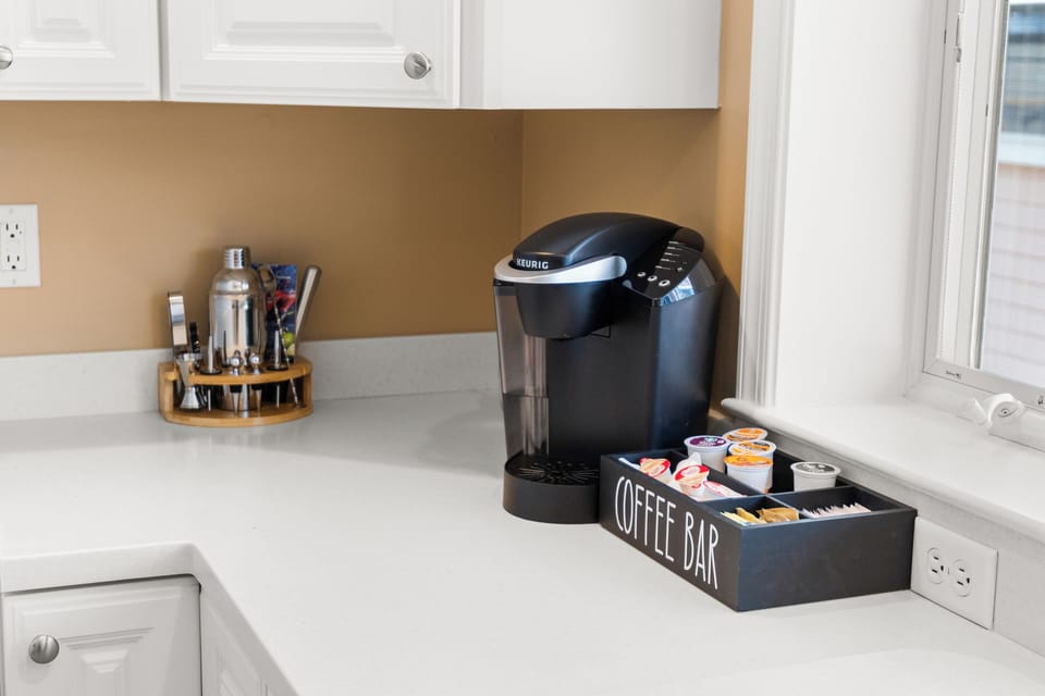Coffee Bar with Keurig and K-Cups
