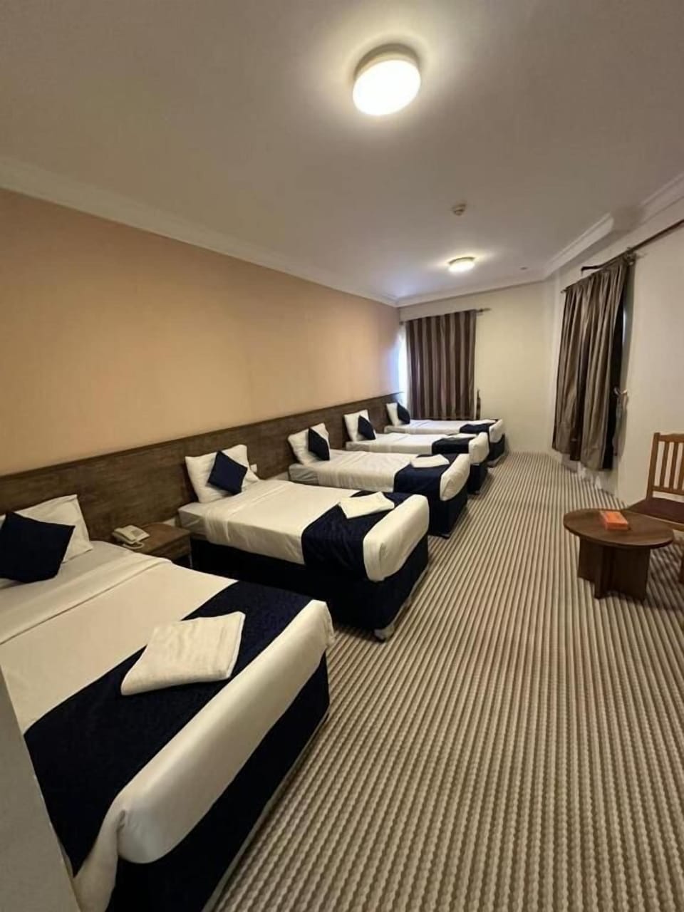 Minibar, desk, WiFi (free), bed sheets