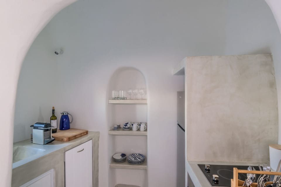 Panoramic House | Private kitchenette | Fridge, stovetop, dishwasher, espresso maker