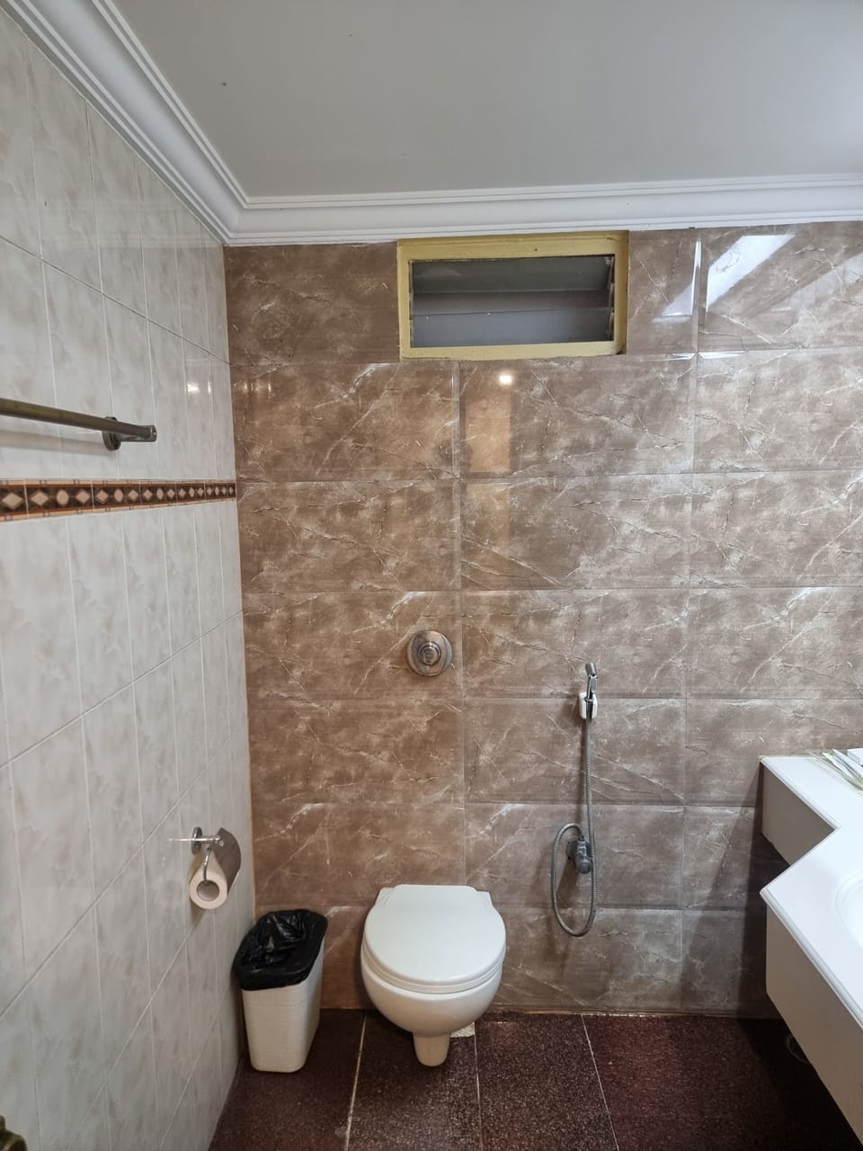 Shower, towels, soap, shampoo