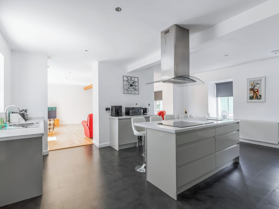 Kitchen | The Stables - Brickrow Farm, Auchincruive
