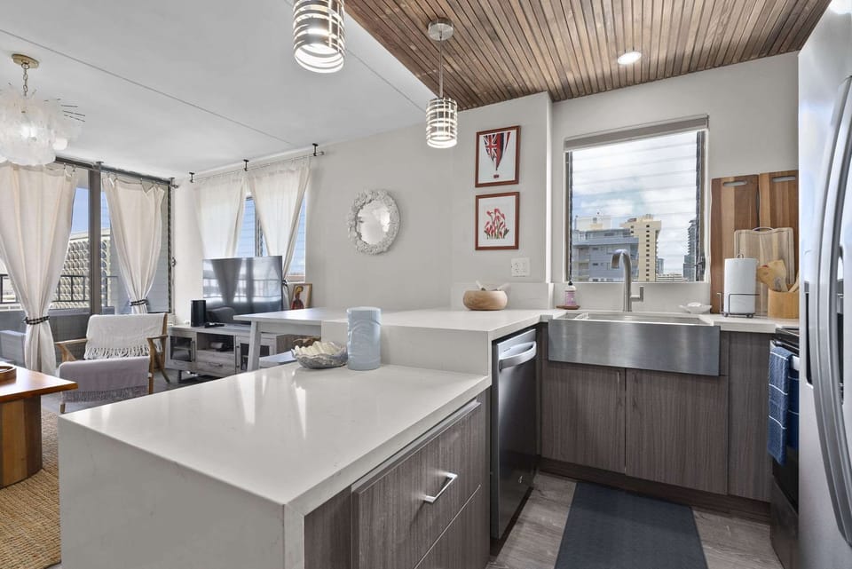 The open kitchen is well equipped for an unforgettable getaway​