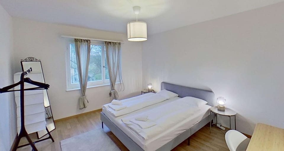 Basic Apartment, 3 Bedrooms, Balcony | WiFi (free)