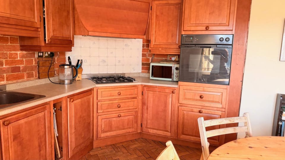 House | 3 bedrooms, high-speed internet