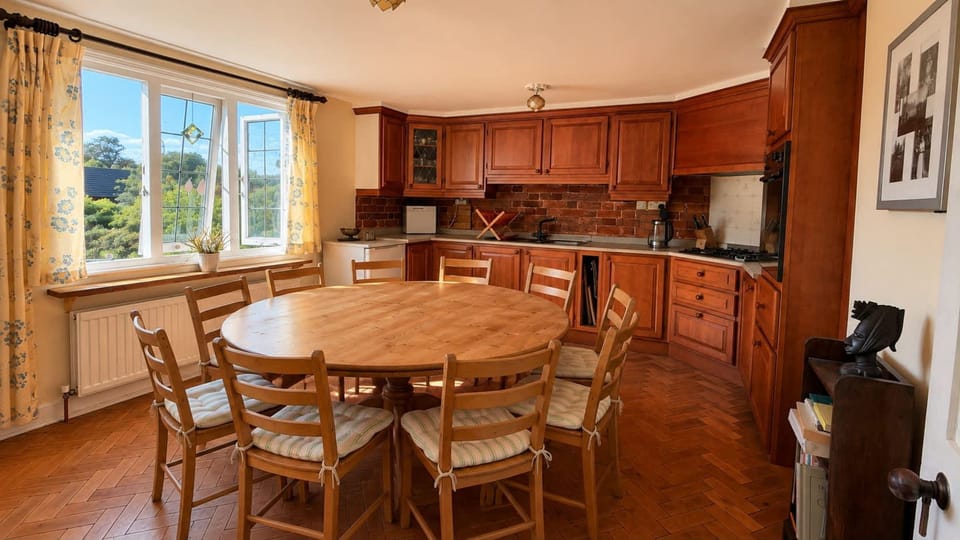 House | 3 bedrooms, high-speed internet