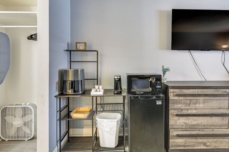 Apartment (0 Bedroom) | Interior