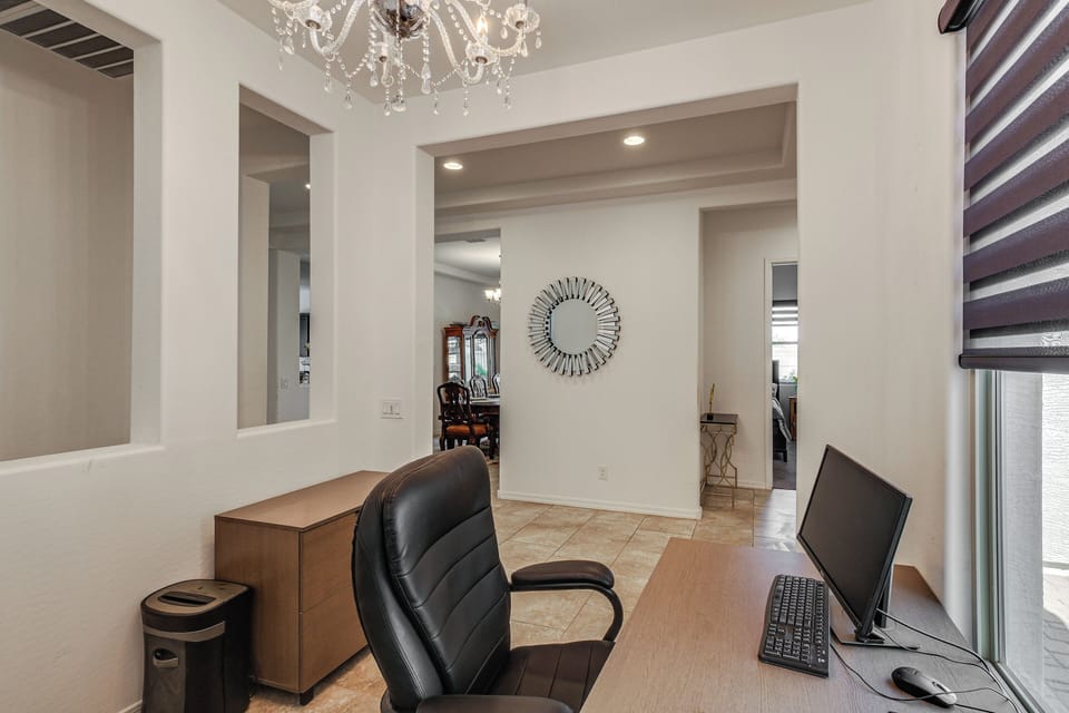 House (4 Bedrooms) | Interior