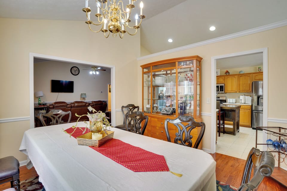House (4 Bedrooms) | Interior