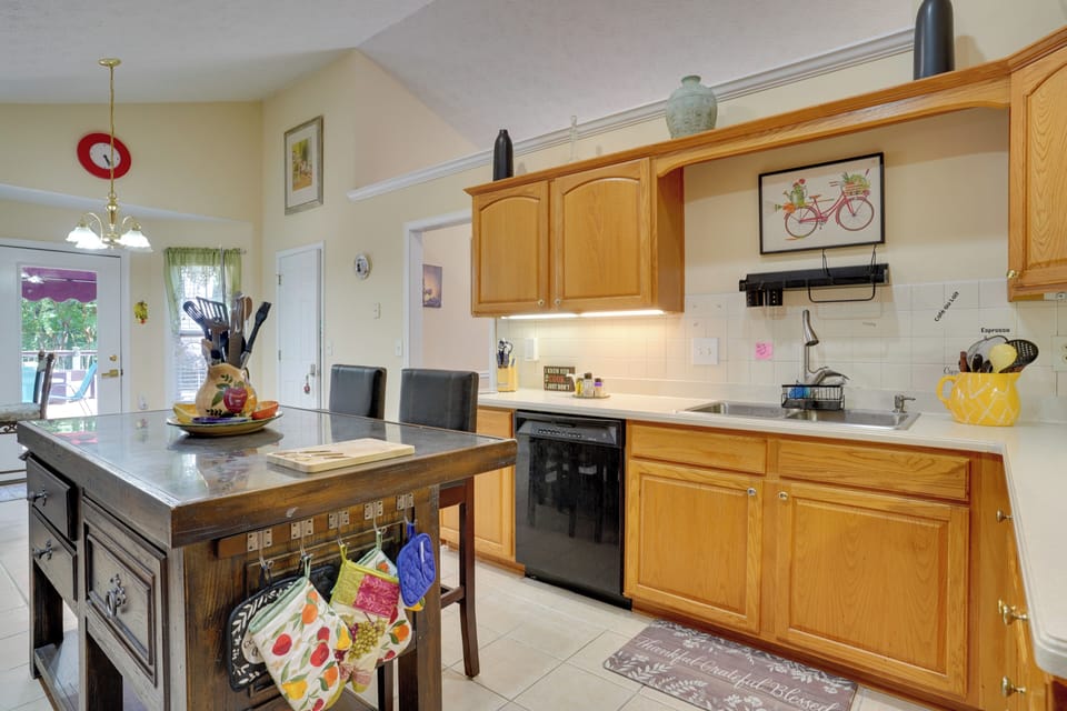 House (4 Bedrooms) | Interior