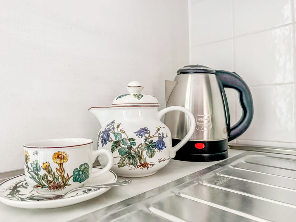 Apartment, City View | Coffee and/or coffee maker