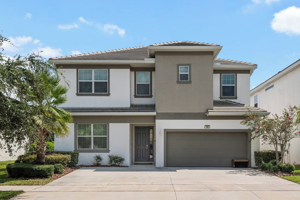 Elegant 12 Br Disney Manson | Kissimmee Sleeps 32 House in Kissimmee