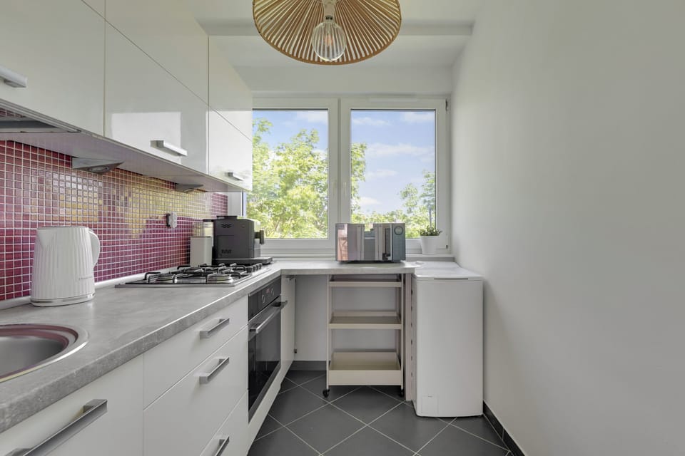 Economy Apartment, Non Smoking, Private Bathroom | Private kitchen | Coffee/tea maker, electric kettle, toaster, highchair