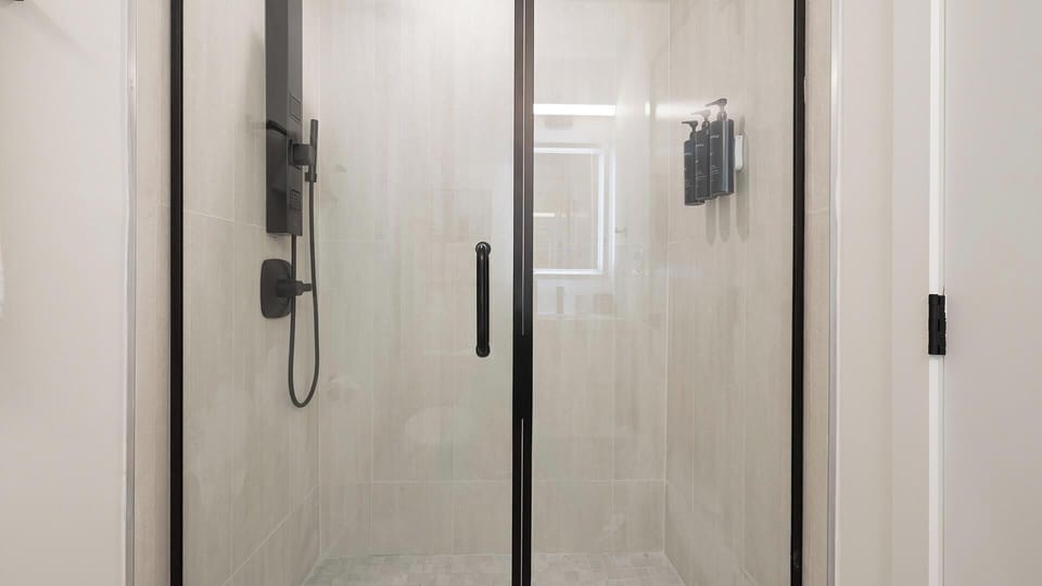 Landing Amazing 3BD in Dallas Apartment in Dallas