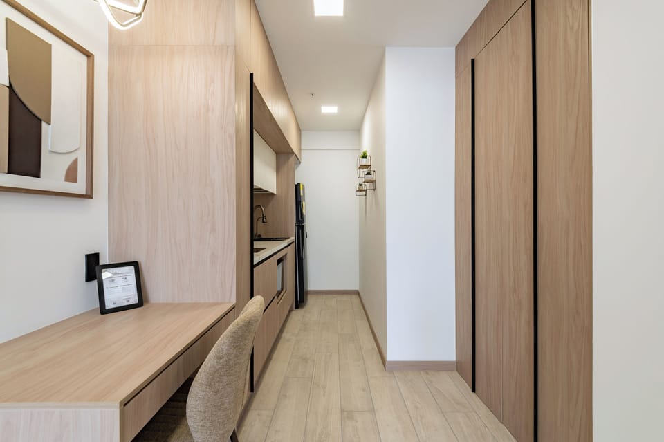 Deluxe Suite, Pets Allowed, City View | Interior