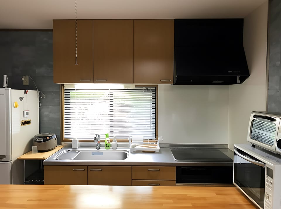 House, 2 Bedrooms, Patio, Garden View | Private kitchen | Coffee/tea maker, full-size fridge, microwave, stovetop