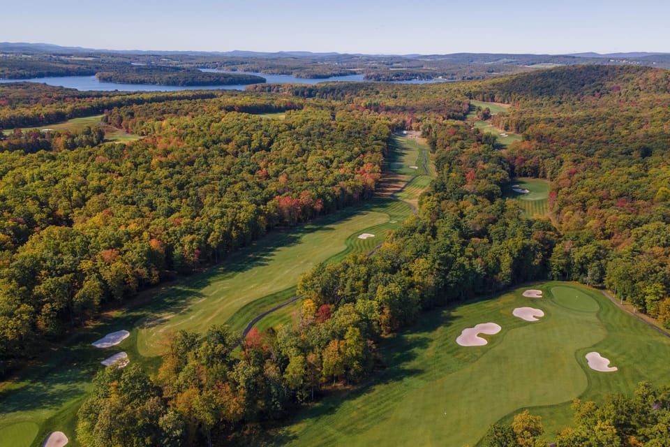 Homes in Thousand Acres Community are all located less than 10 minutes from the Thousand Acres Golf Course