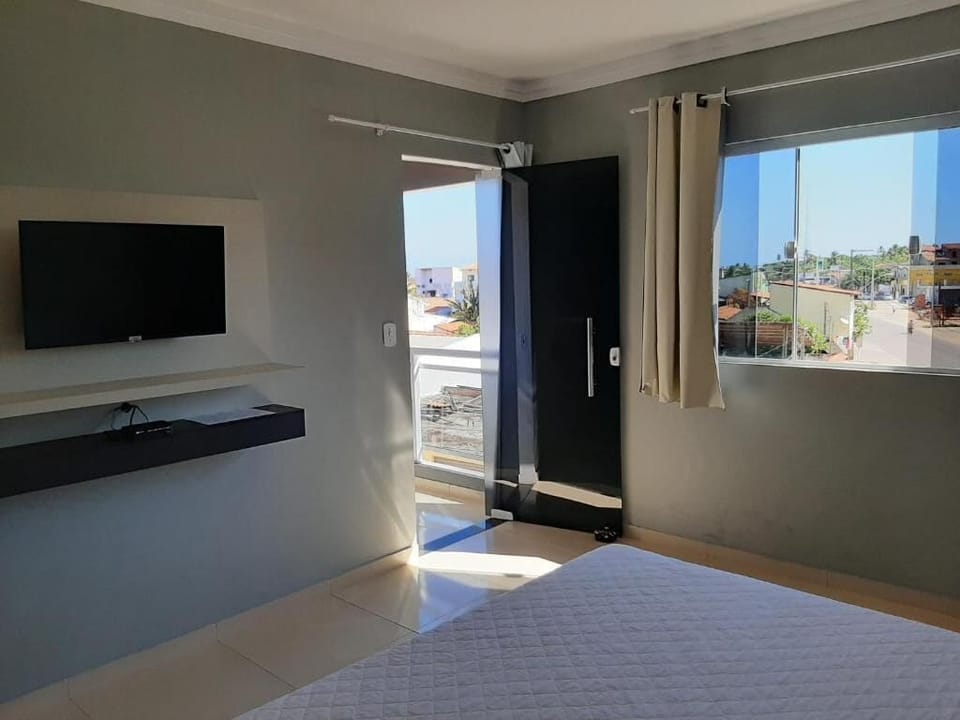Deluxe Double Room, Lanai, Partial Sea View
