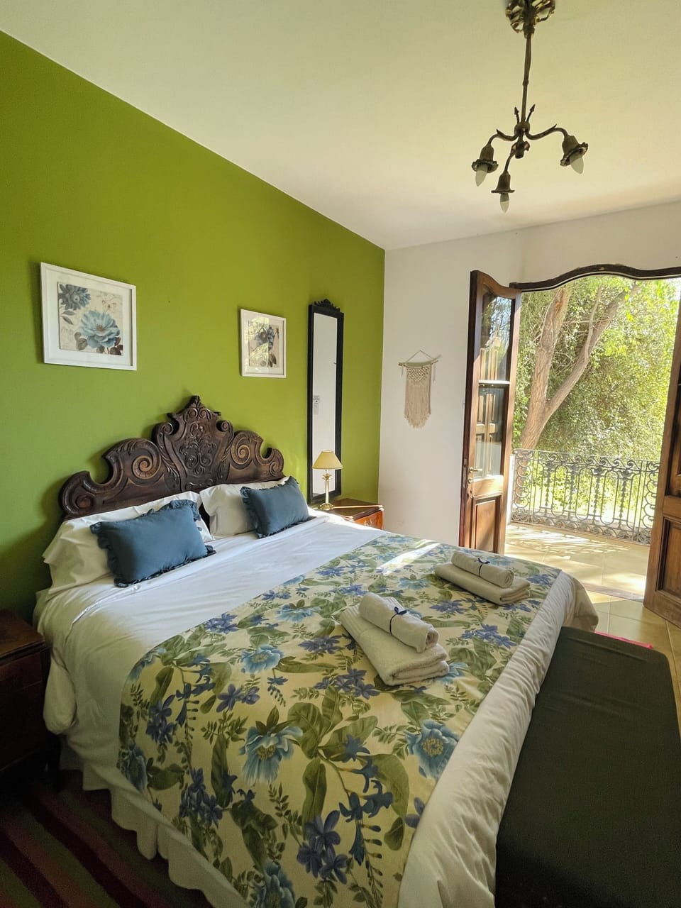 Quadruple Room | Premium bedding, in-room safe, WiFi (free)