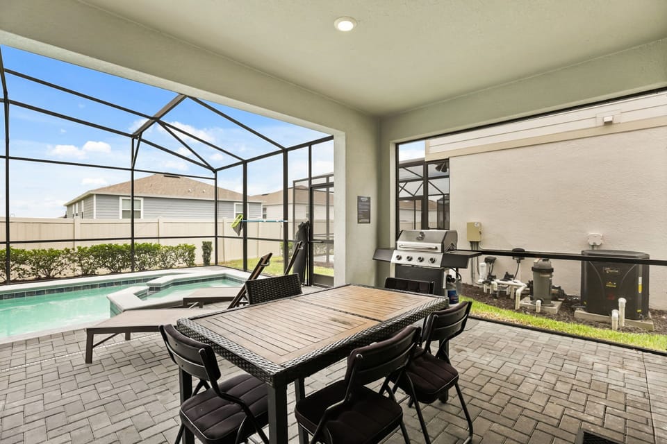 3409 Lilac Way (29).jpg