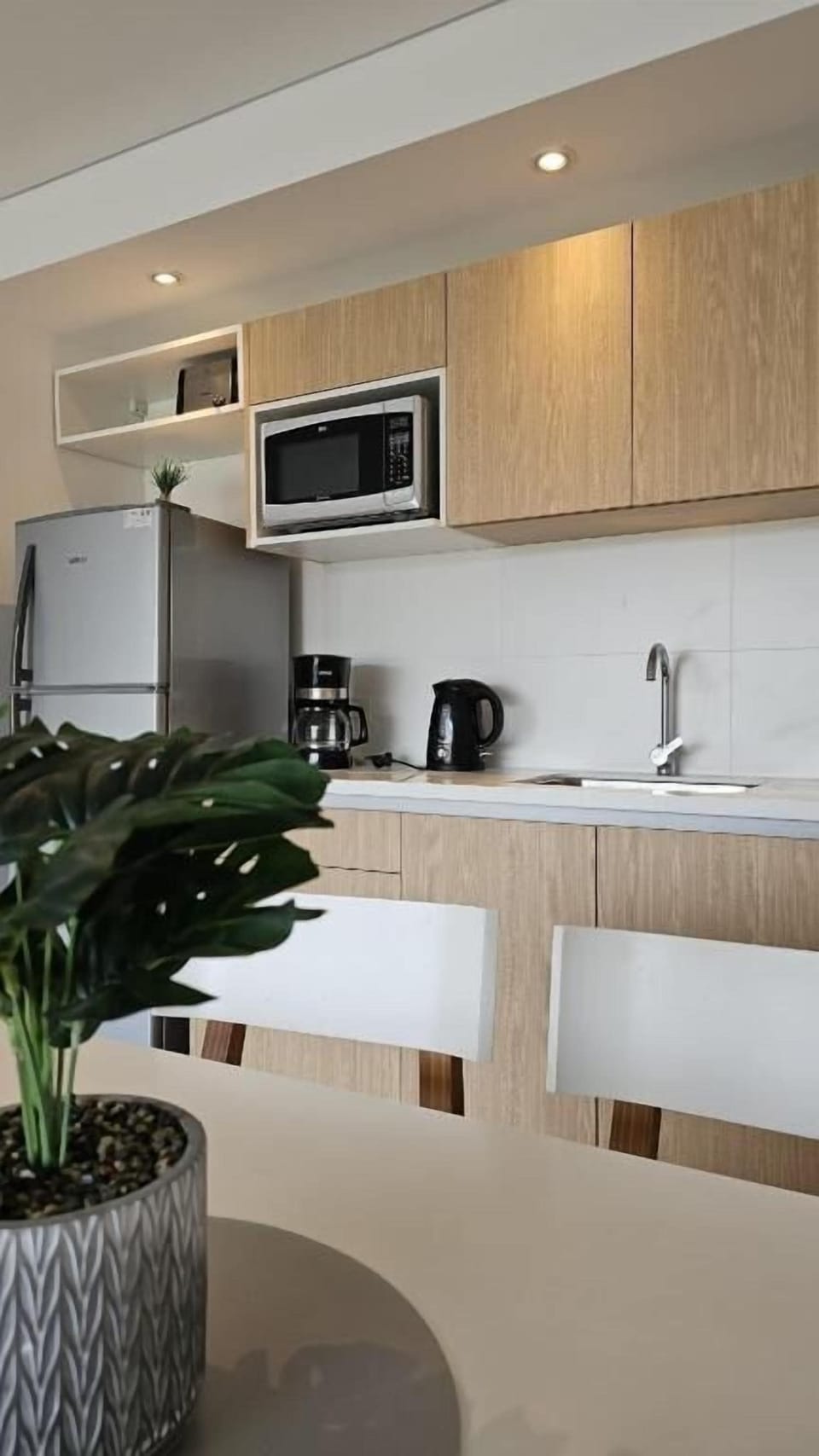 Apartment, Mountain View | Private kitchen | Electric kettle, toaster