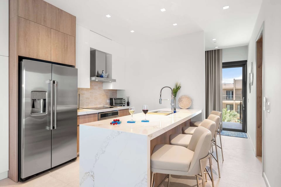 Fully equipped kitchen
