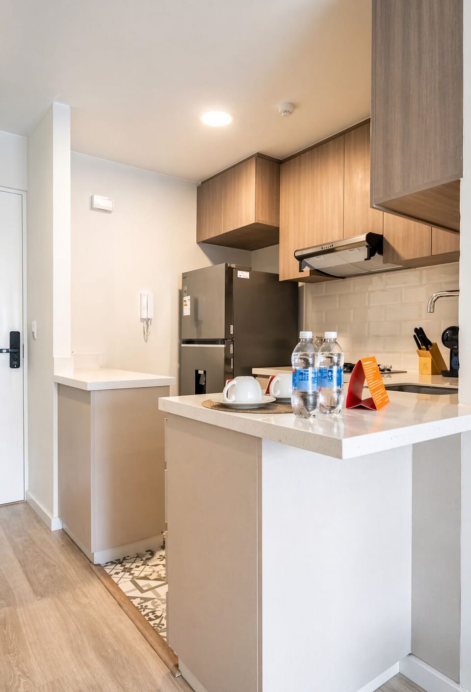 Apartment, Balcony, City View | Private kitchen | Electric kettle, blender