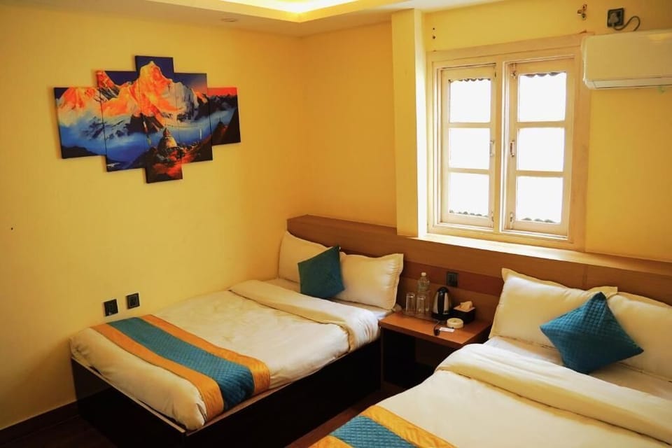 Quadruple Room, City View | WiFi (free)
