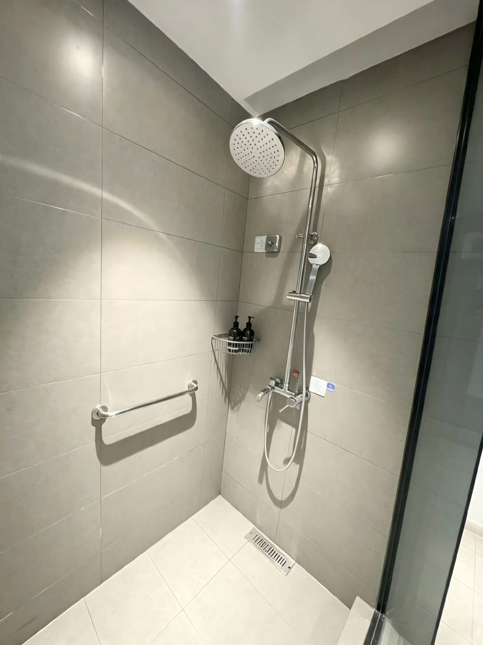 Shower, rainfall showerhead, slippers