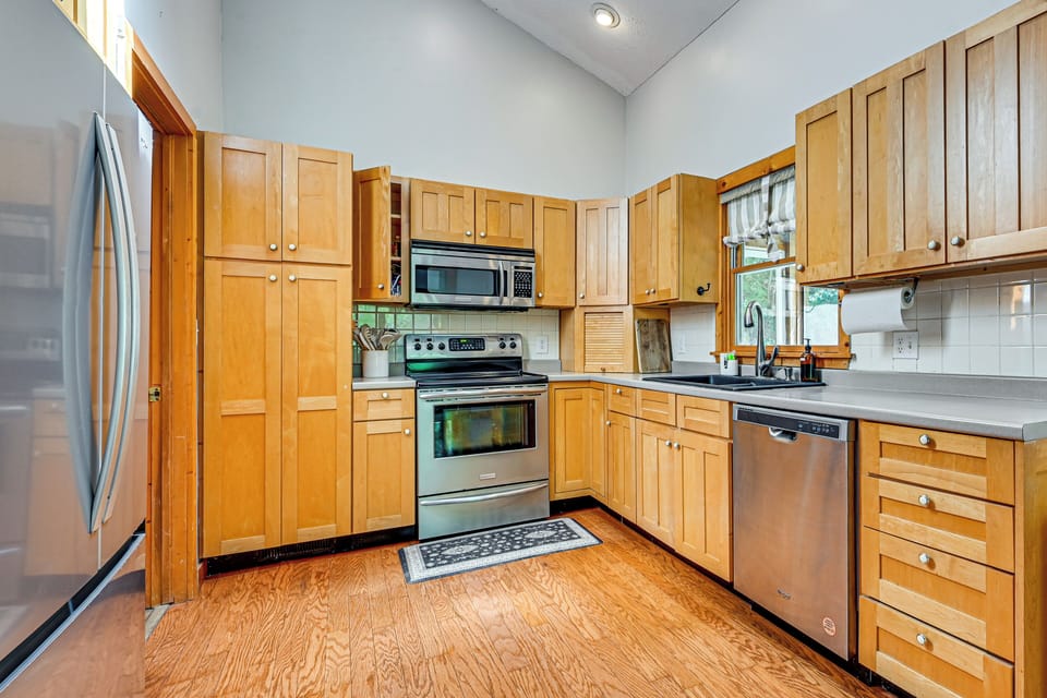 Kitchen | 1st Floor