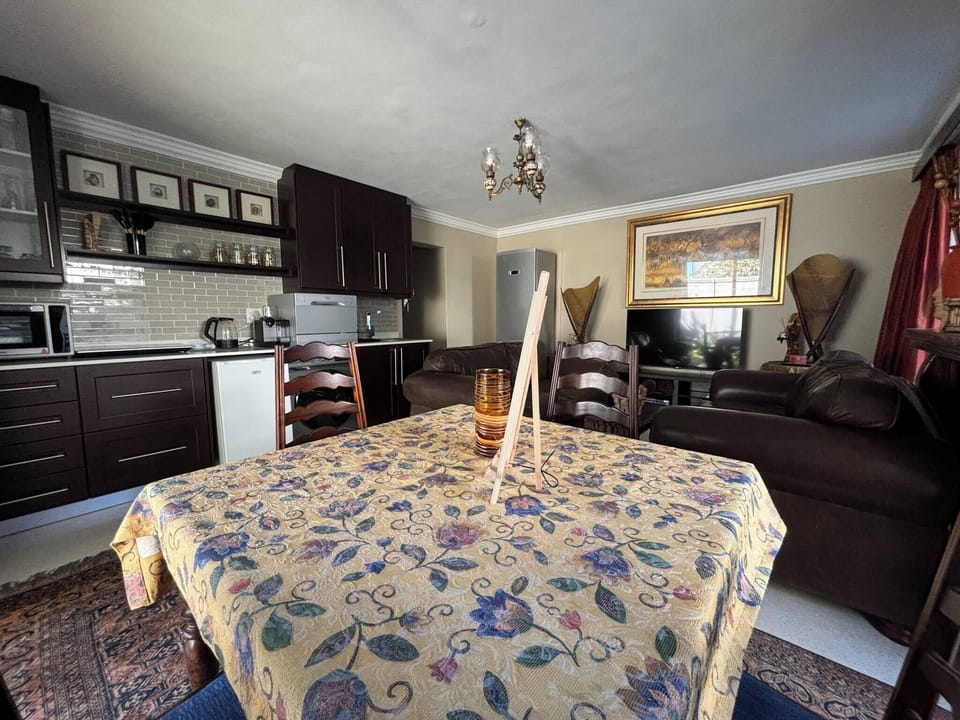 House, 2 Bedrooms, Accessible, Patio | Interior