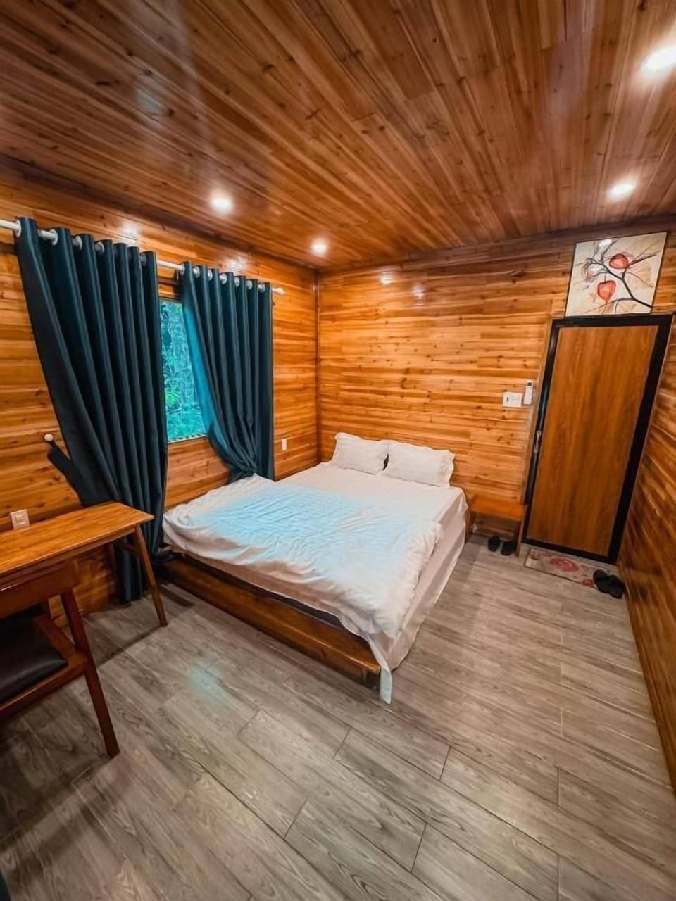Apartment, 2 Bedrooms, Pool View | Desk, WiFi (free)