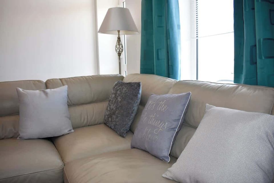 Lounge- sea views
