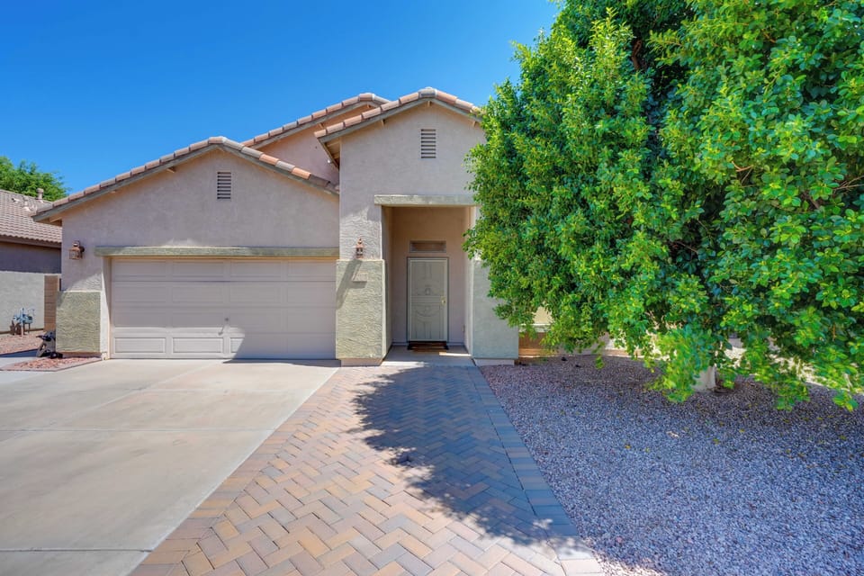 House (3 Bedrooms) | Front of property
