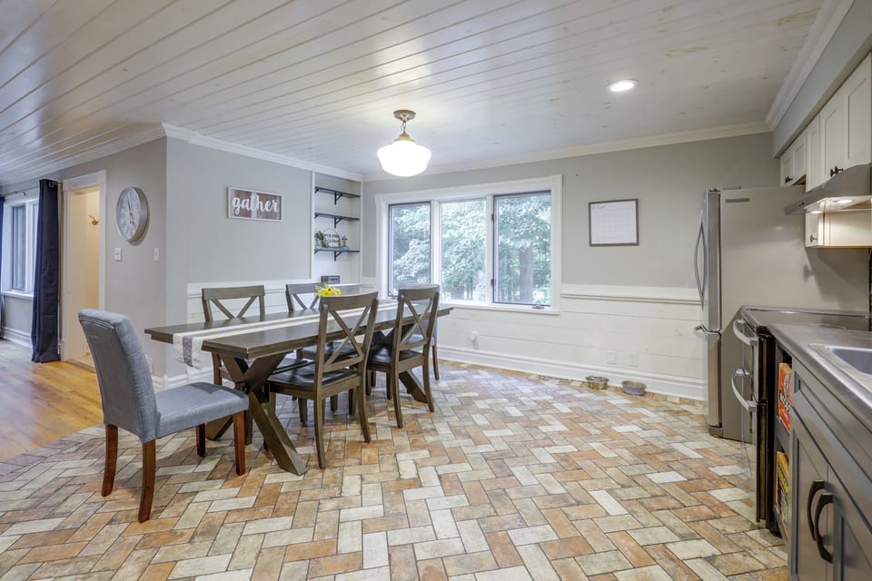 House (2 Bedrooms) | Interior