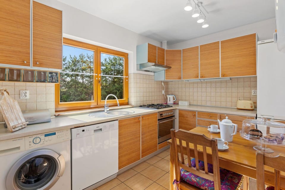 House | Private kitchen | Highchair