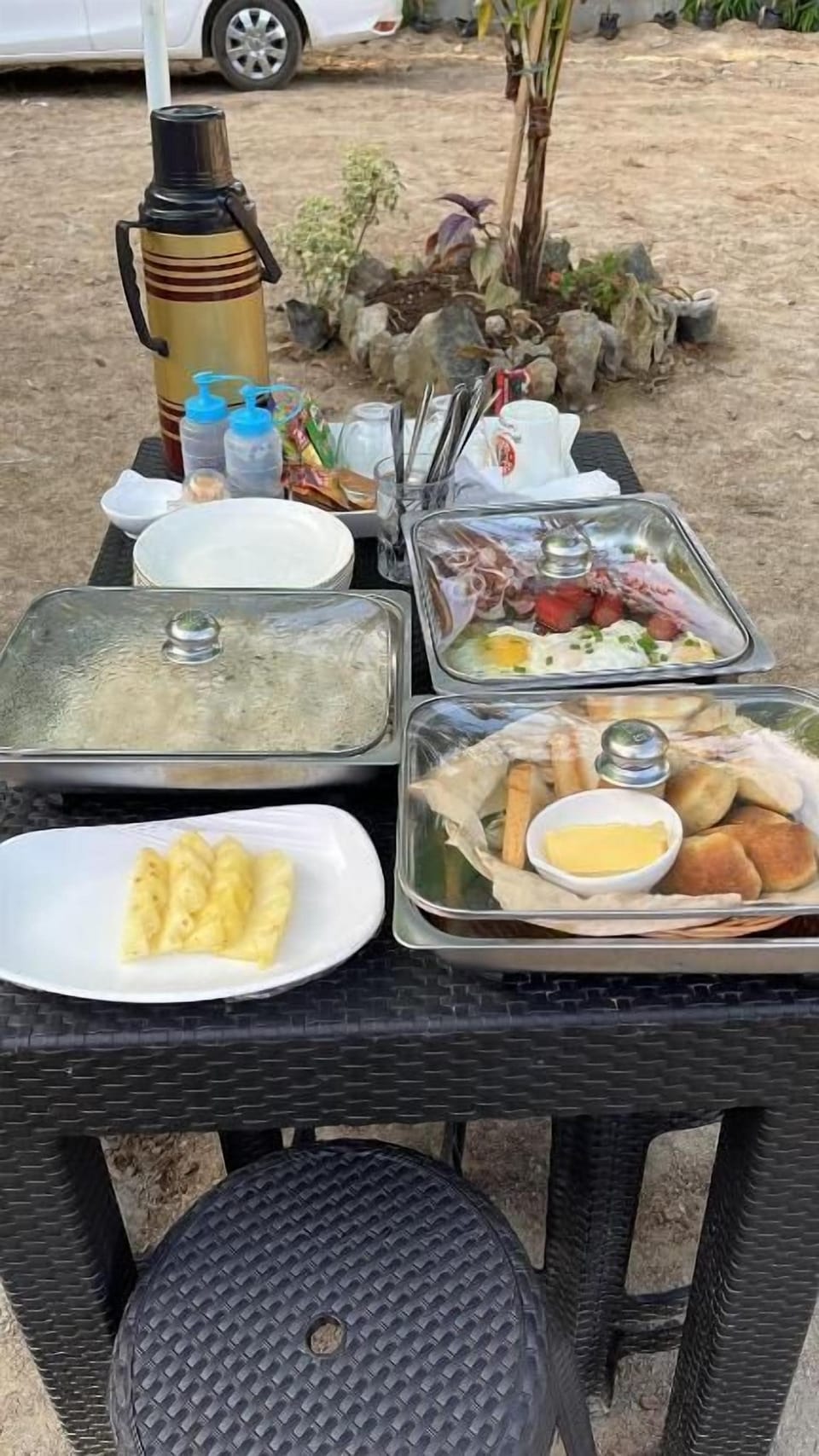 Outdoor dining