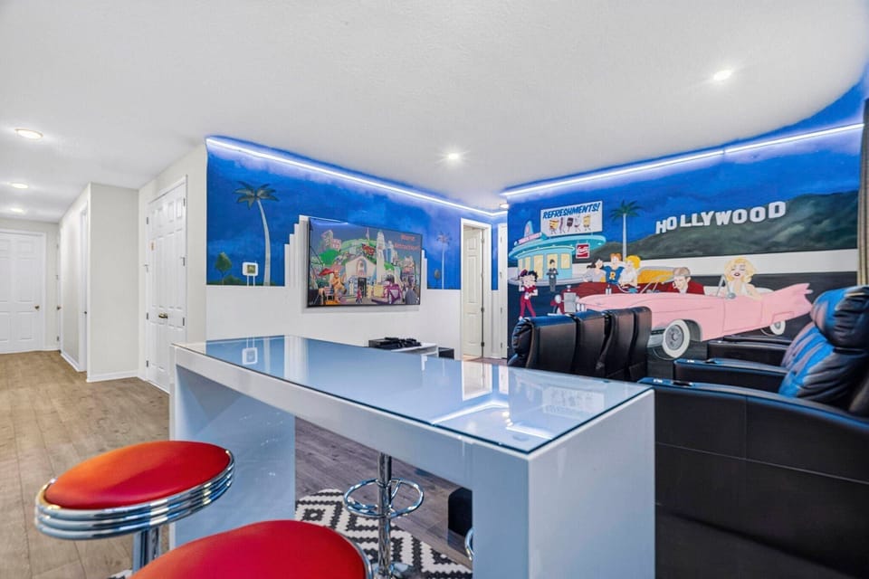 Communal lounge / TV room