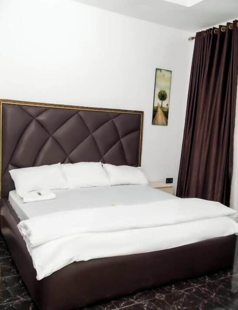 Soundproofing, WiFi (free)