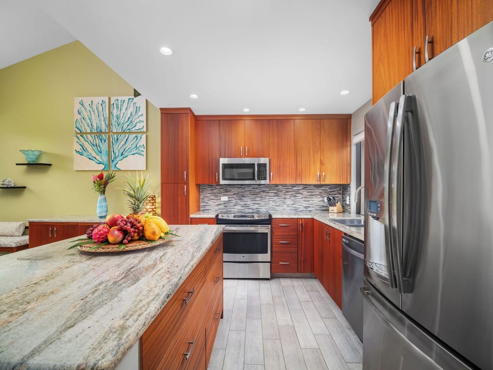 Stainless appliances.