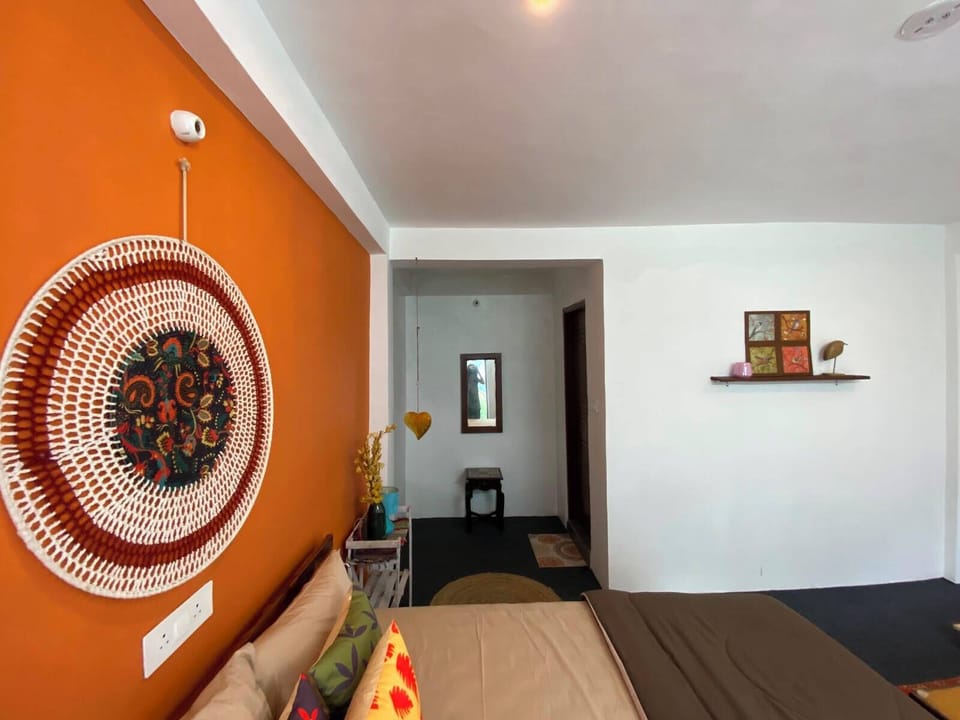 Superior Double Room, 1 Queen Bed, Ensuite, Mountain View | Desk, laptop workspace, blackout drapes, iron/ironing board
