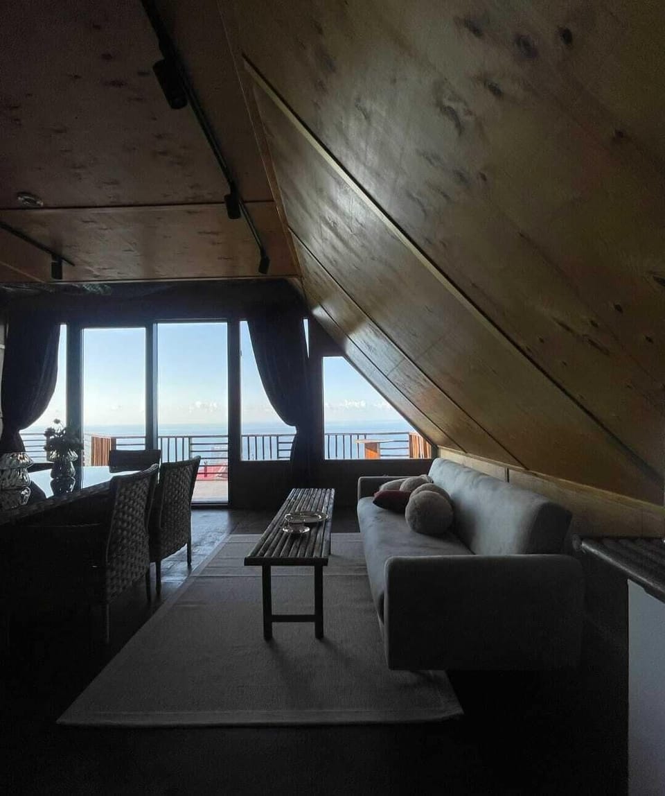 Family Bungalow, Sea View | Living area