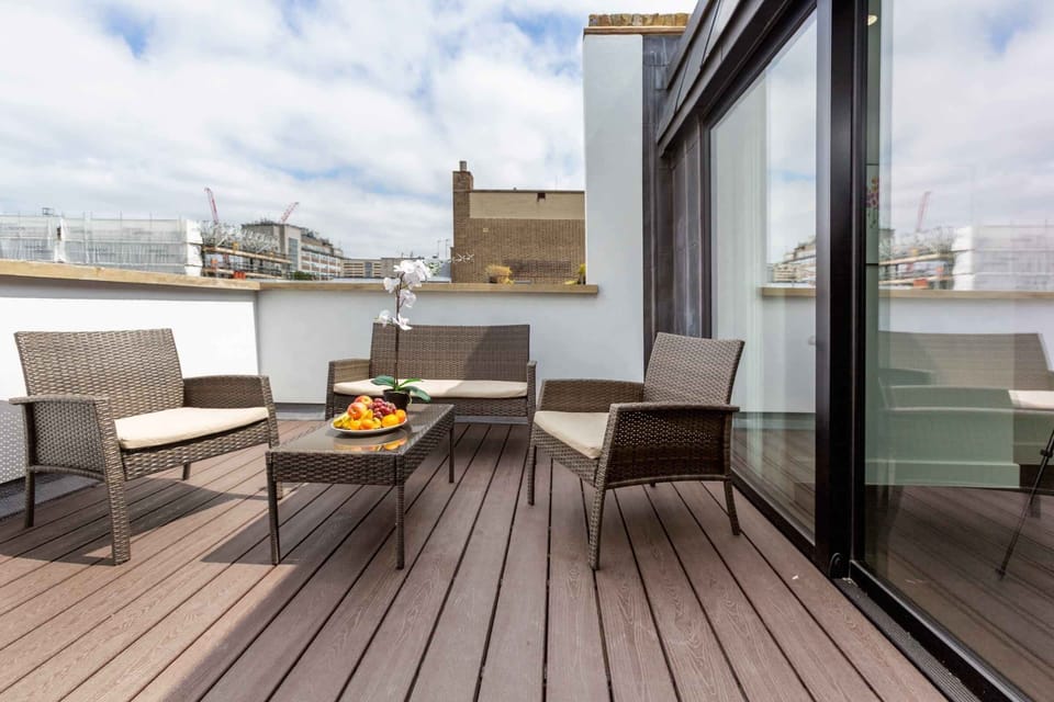 The terrace (non-smoking)
