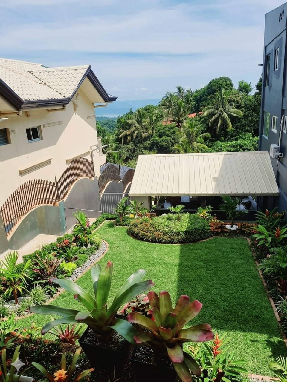 Apartment, 4 Bedrooms, Smoking, Balcony | BBQ/picnic area