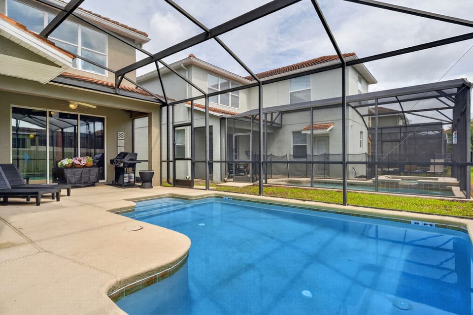 Pool area