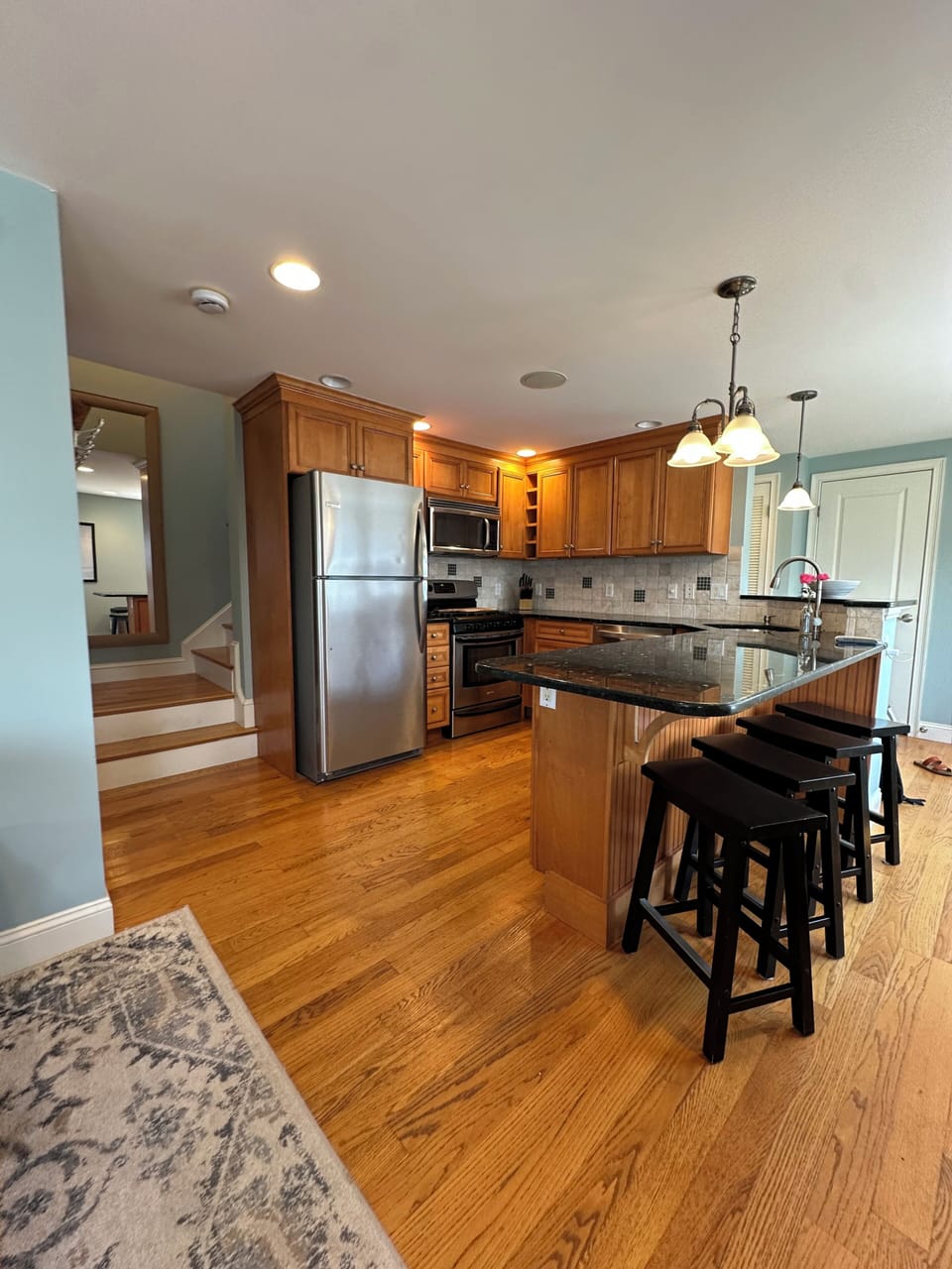 stainless steal appliances & granite countertops