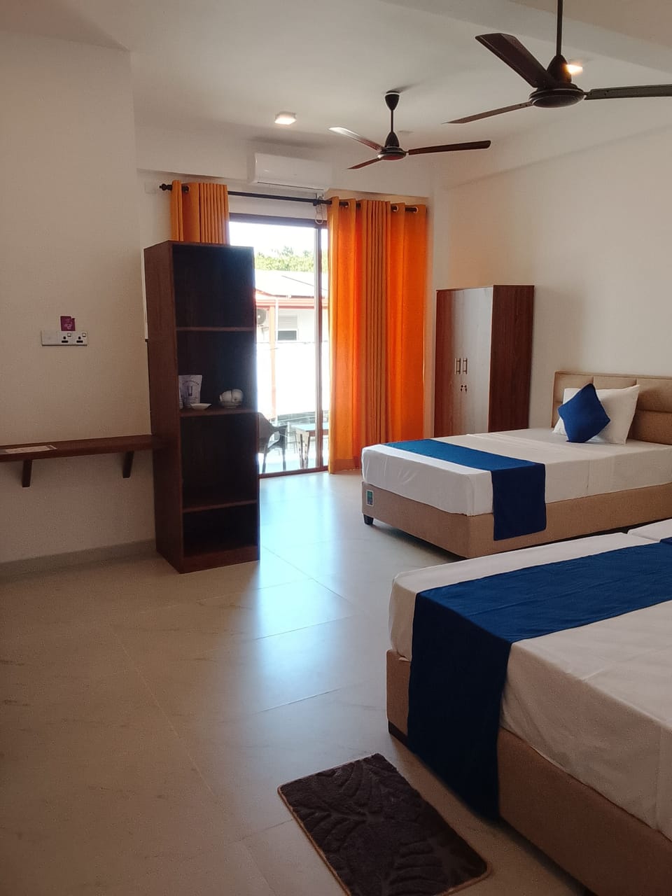 Superior Triple Room, Garden View | WiFi (free), bed sheets
