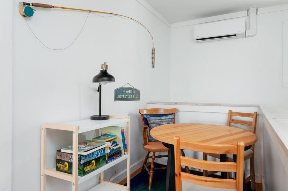 Step right inside your peaceful and welcoming vacation getaway! 🚪keys🏡✨