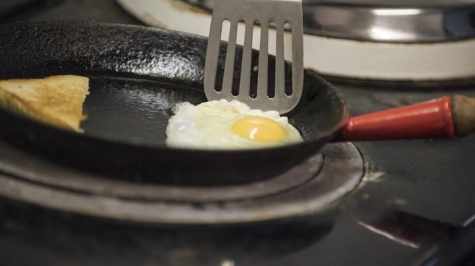 Daily English breakfast for a fee