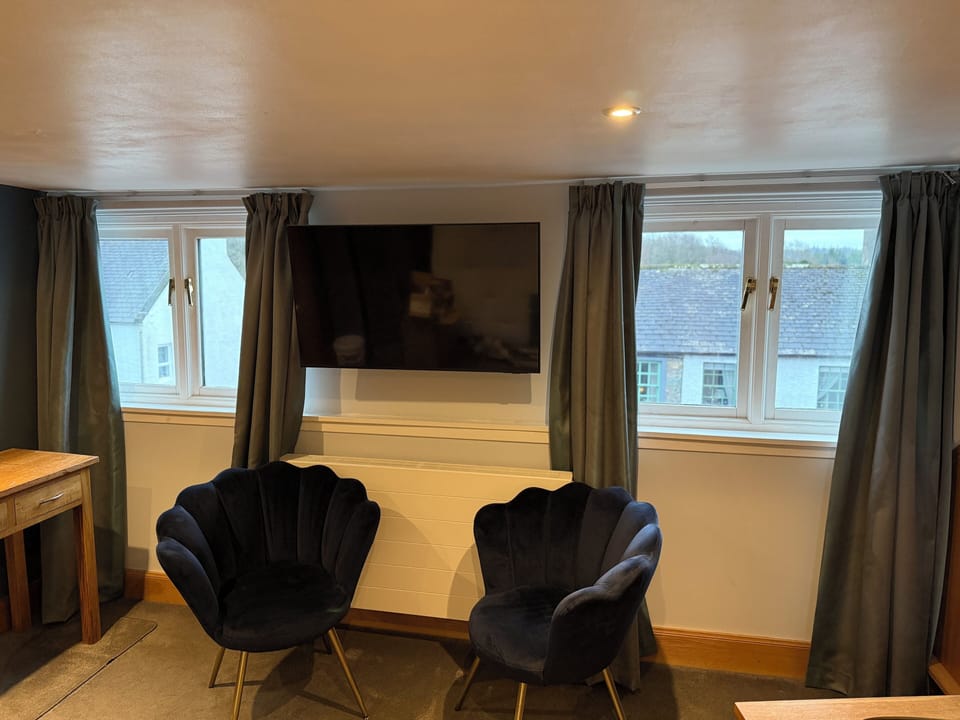 Double Room | Premium bedding, memory foam beds, individually decorated